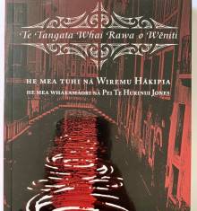 Book cover: Te Tangata Whai Rawa o Wēniti